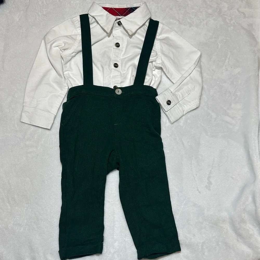 NWOT Bums & Roses green bamboo/linen mix suspender & collared onesie 18/24mo